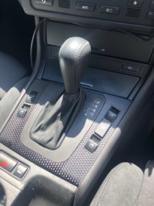 BMW 3シリーズ　GH-AV25/E46 　シフトロック 解除